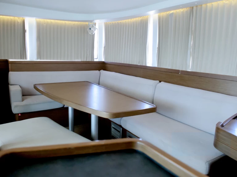 Katamaran do wynajmu w Lefkáda w najlepszej cenie