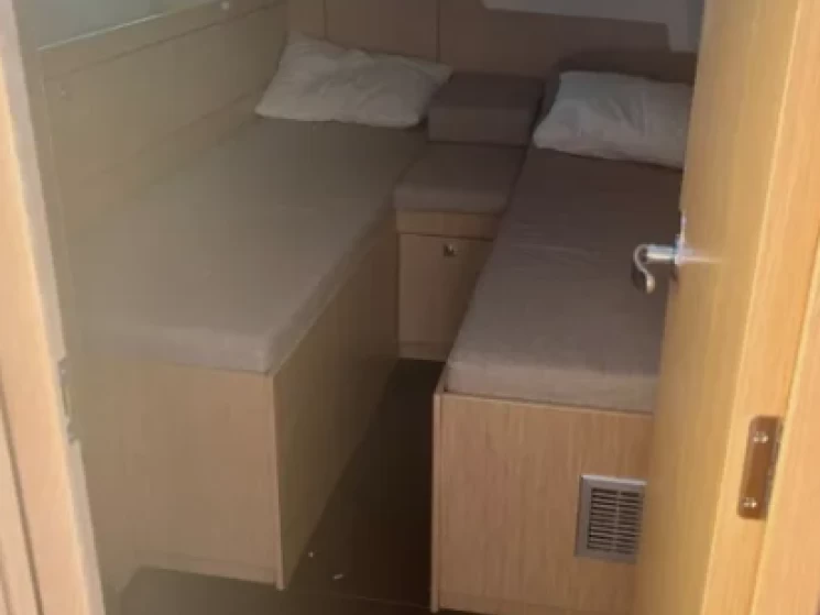 Bavaria Bavaria C46 między profesjonalistami a osobami prywatnymi w Palairos