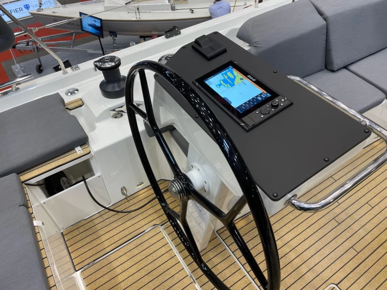 Wynajmij Bavaria Bavaria C46 w Kaštela