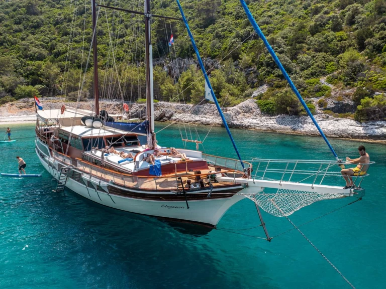 Wynajem łodzi Custom Eleganza w Split na SamBoat 