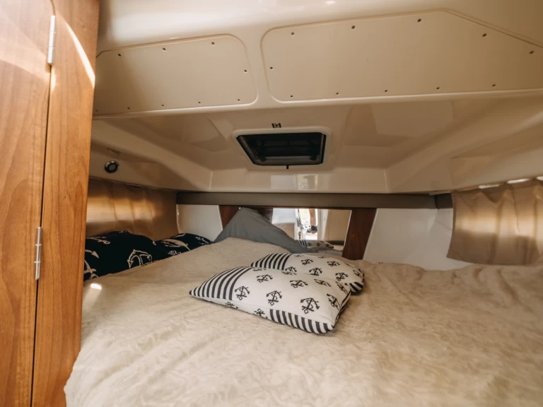 Quicksilver Active 755 Weekend między profesjonalistami a osobami prywatnymi w Klaipėda