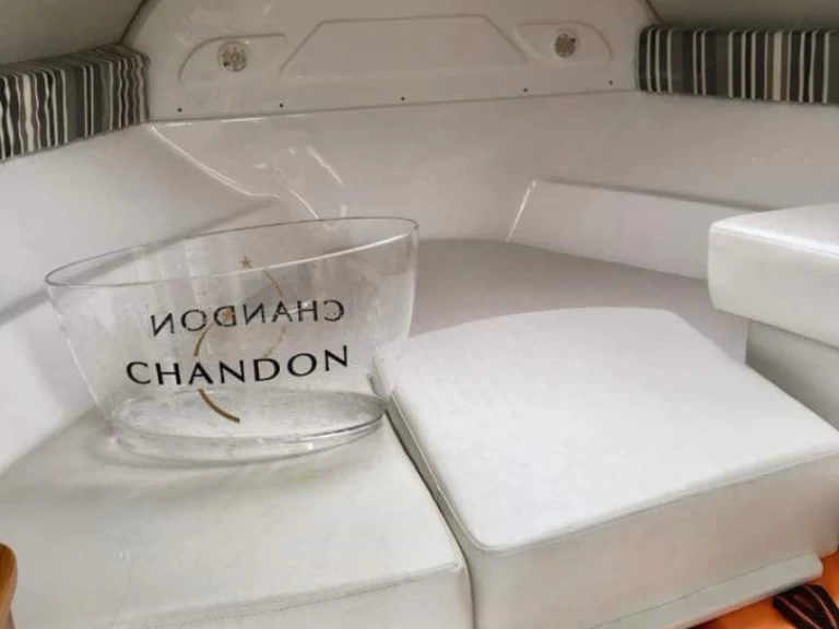 Wynajem łodzi Armação dos Búzios tanio Focker 22