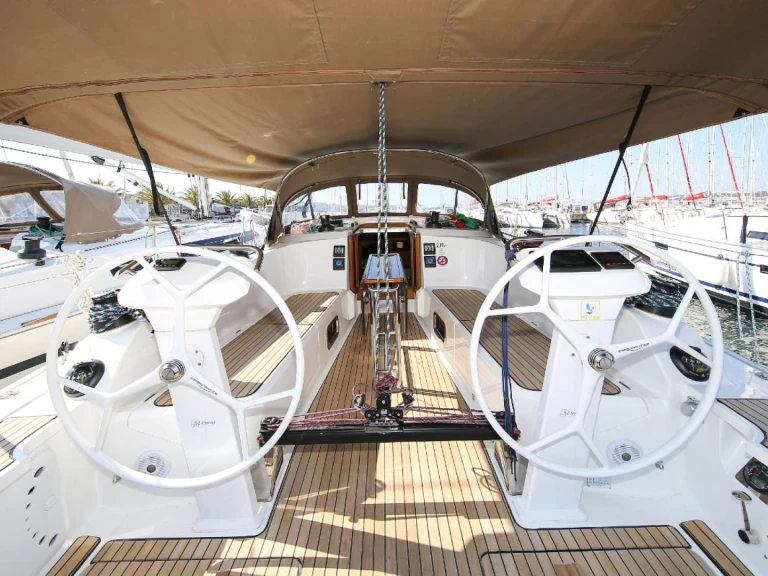 Wynajmij Bavaria Cruiser 41S w Murter-Kornati