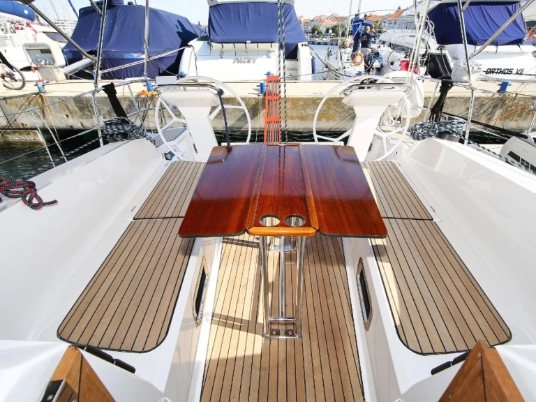 Wynajmij Żaglowiec z lub bez skippera Bavaria w Murter-Kornati