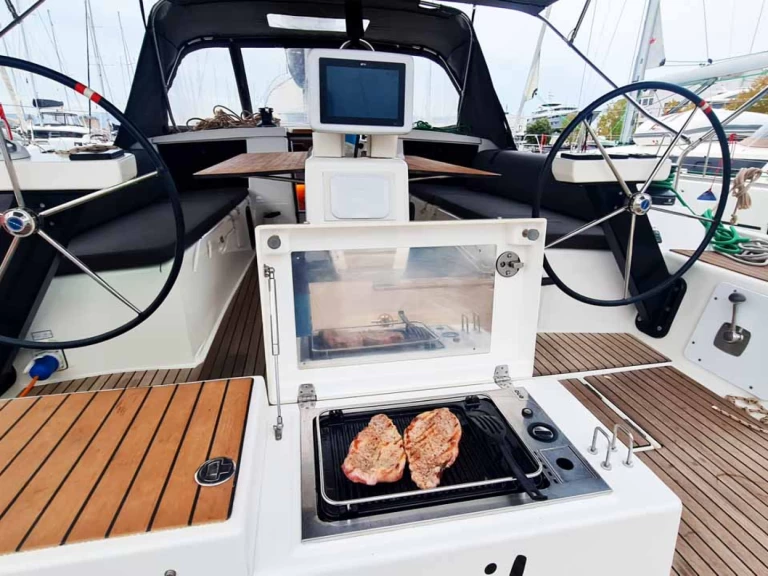 Wynajmij Żaglowiec z lub bez skippera Dufour w Jezera