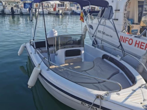 Wynajem Motorówka Ranieri z patentem 