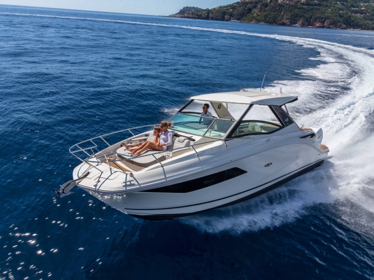 Motorówka do wynajmu w Ayia Napa w najlepszej cenie