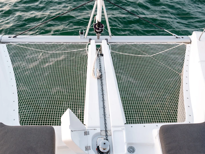 Lagoon Lagoon 46 między profesjonalistami a osobami prywatnymi w Rogoznica