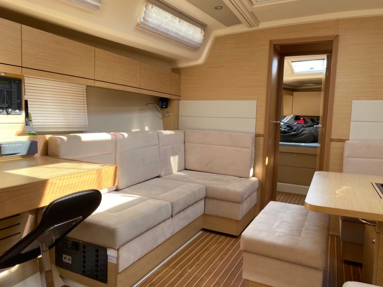 Wynajem Żaglowiec w Taiwan - Hanse Hanse 458