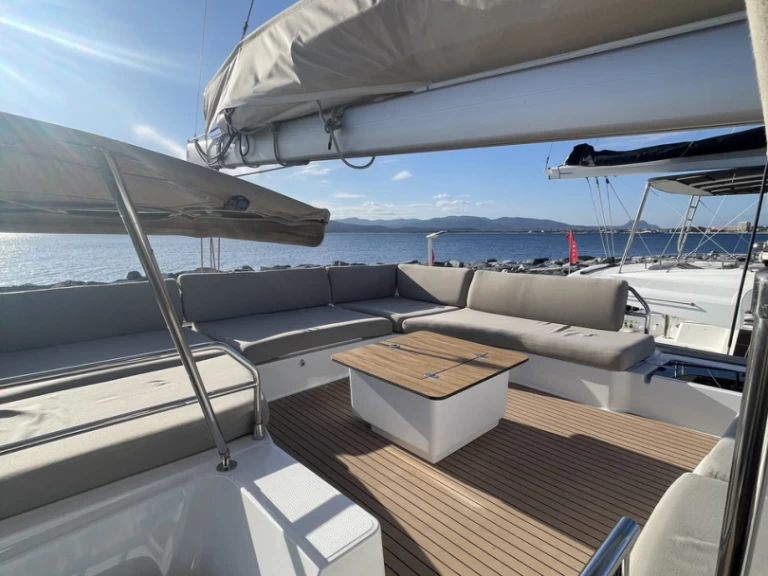 Wynajem w Saint-Raphael- Fountaine Pajot Aura 51 na SamBoat