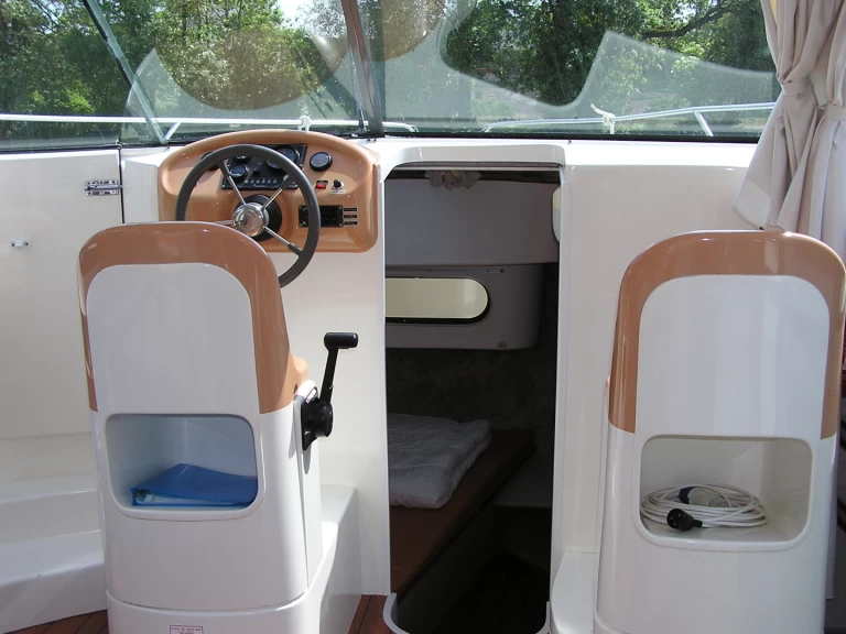 Wynajmij Nicols Nicols 900 w Castelnaudary