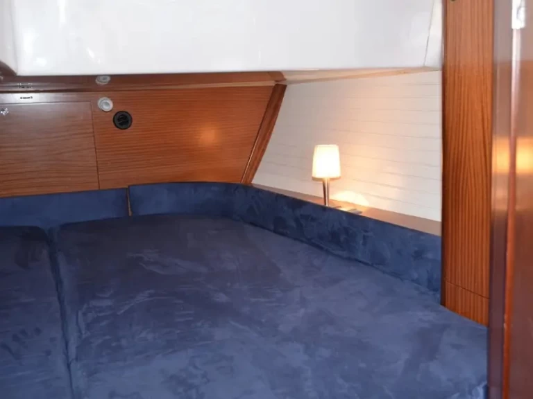 Wynajem Żaglowiec w Longyearbyen - Delphia Delphia 47-Ice