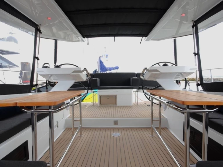 Wynajmij Żaglowiec z lub bez skippera Hanse w Piraeus