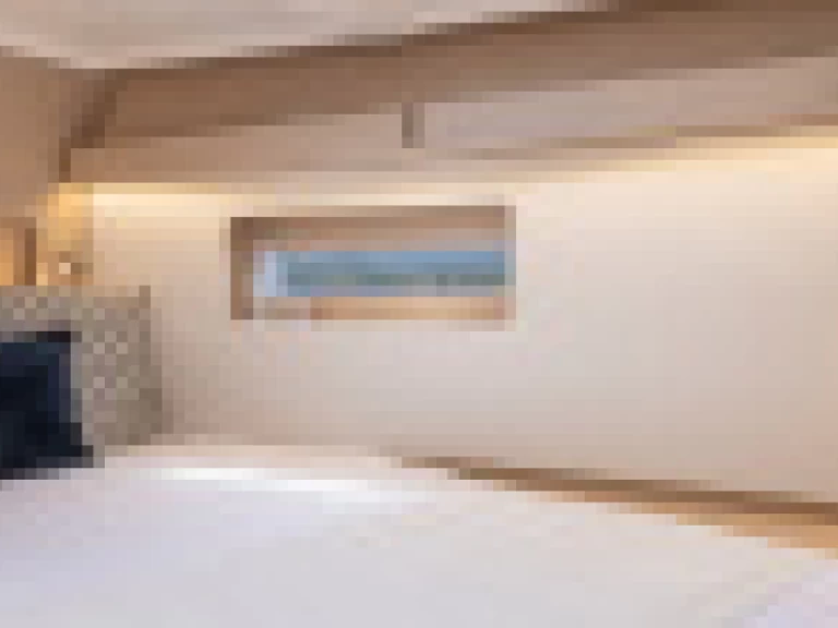 Żaglowiec do wynajmu w Arzon w najlepszej cenie