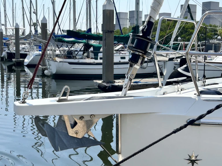 Wynajmij Jeanneau Sun Odyssey 490 w St Petersburg Port