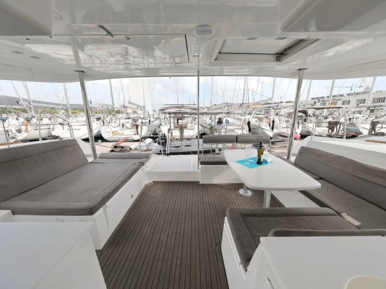 Wynajem łodzi Lagoon Lagoon 450 F w Murter-Kornati na SamBoat 