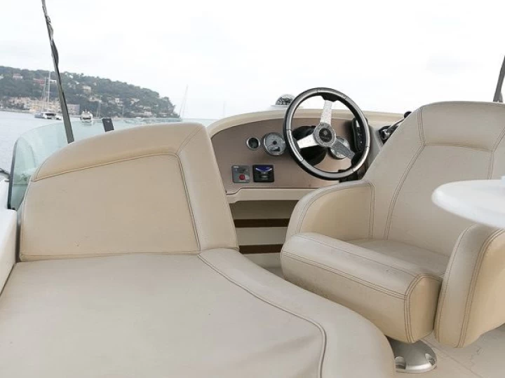 Wynajem łodzi Alimos tanio Prestige 32 Fly