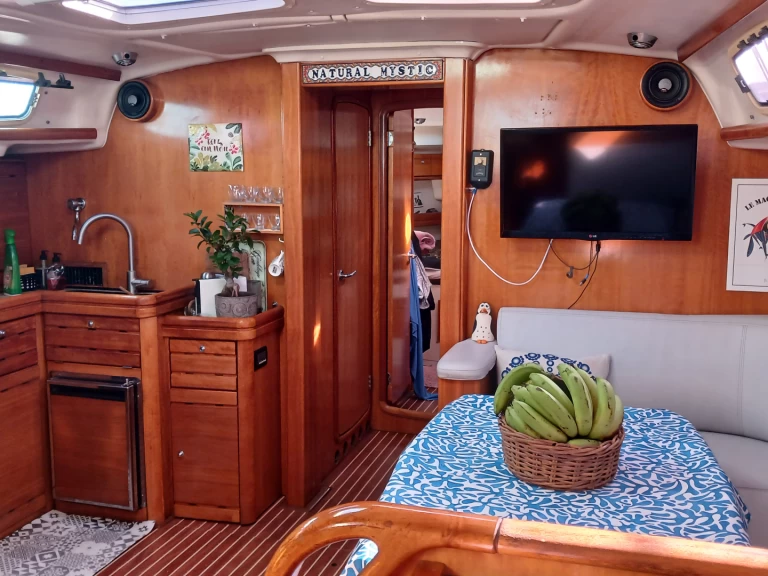 Wynajmij Bavaria Bavaria 46 Cruiser w Le Marin