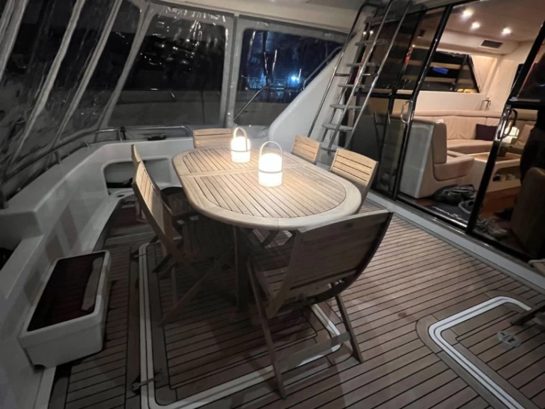 Wynajem w Lizbona- Princess 65 na SamBoat