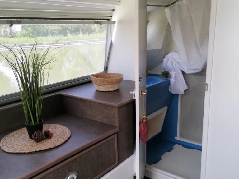 Wynajem Barka Alpha Craft z patentem 