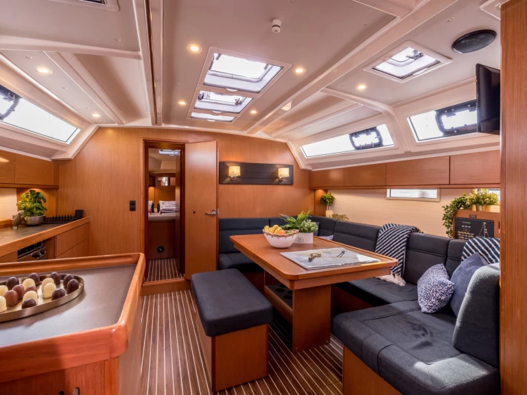 Wynajmij Bavaria Cruiser 46 w Split