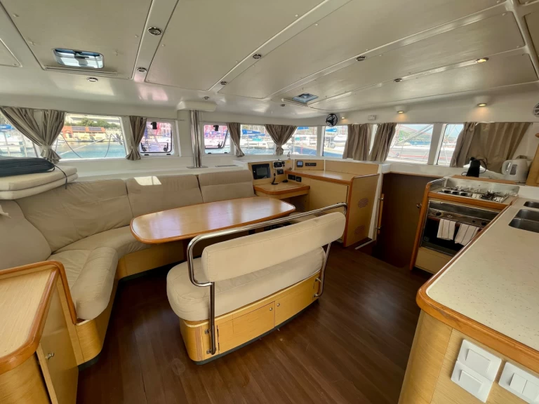 Wynajem łodzi Lagoon Lagoon 440 w Marina (City) na SamBoat 