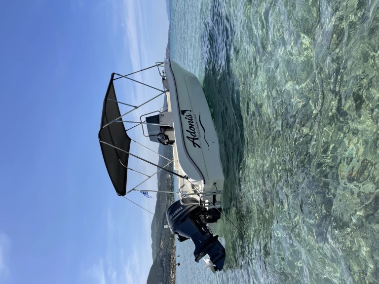 Poseidon Bluewater 480 między profesjonalistami a osobami prywatnymi w Zakynthos