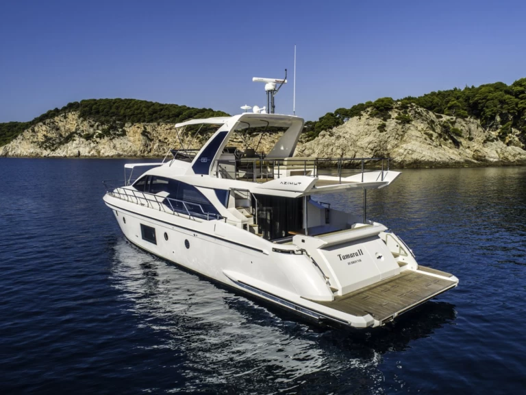 Wynajem łodzi Azimut Azimut 66 w Trogir na SamBoat 