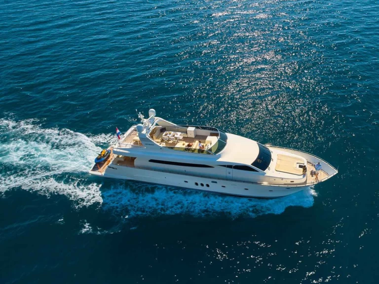 Wynajem łodzi Canados International Srl. Canados 86 w Baška Voda na SamBoat 