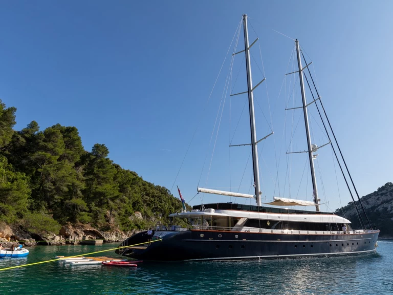 Żaglowiec do wynajmu w Krilo w najlepszej cenie