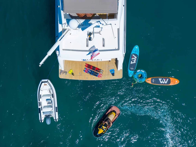 Wynajmij Luksusowy jacht z lub bez skippera Ferretti w Donji Seget