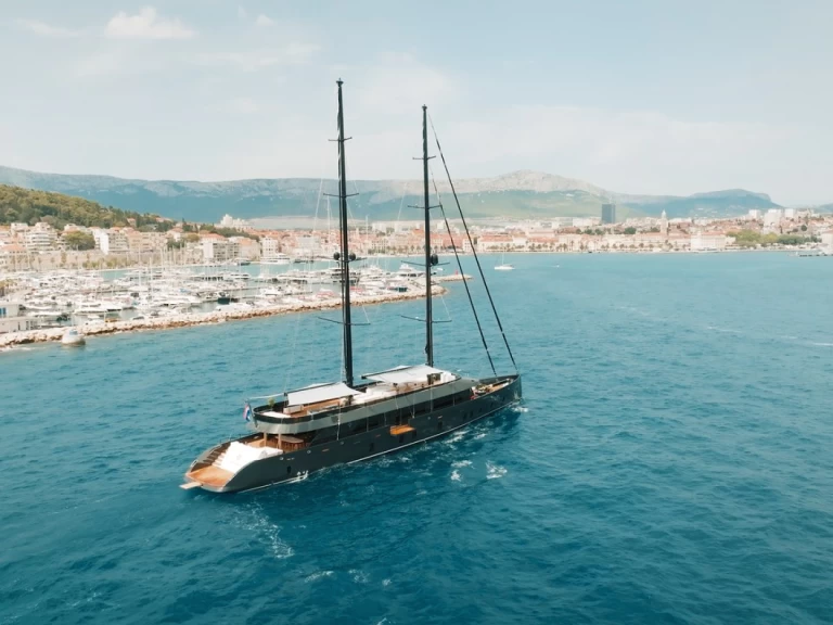 Radež d.d. Reposado między profesjonalistami a osobami prywatnymi w Krilo