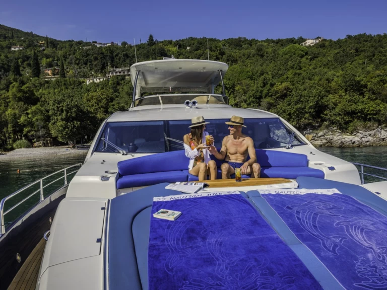 Wynajmij Luksusowy jacht z lub bez skippera Sunseeker w Dubrownik