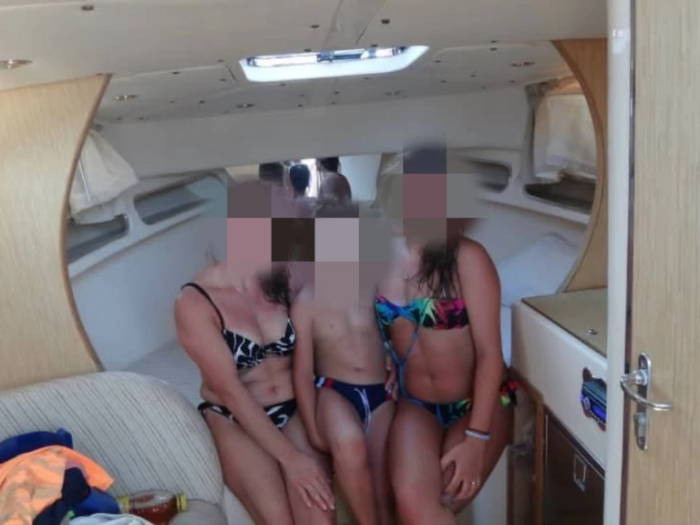 Wynajem Motorówka w Neapol - Darlin Gozzo napoletano veloce 