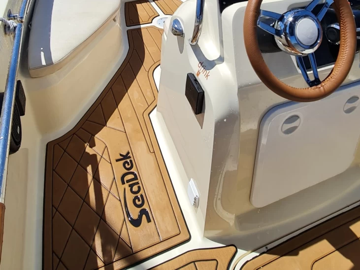 Wynajem w Alicante- Invictus  Invictus 200 FX na SamBoat