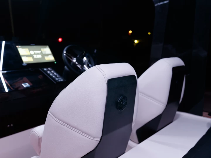 Wynajem Motorówka w Glyfada - Vanguard Tesoro T41