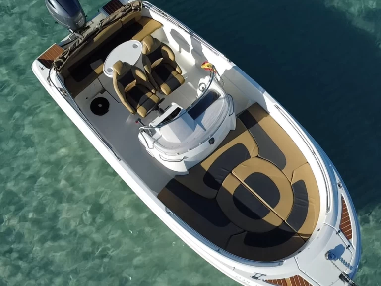 Wynajem łodzi Marina Formentera tanio 6.30