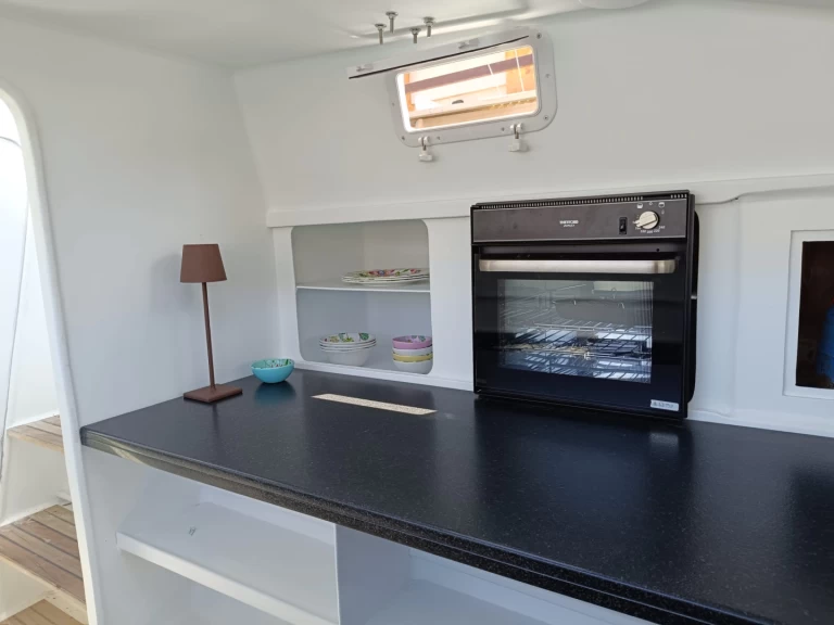 Katamaran do wynajmu w Playa de Talamanca w najlepszej cenie