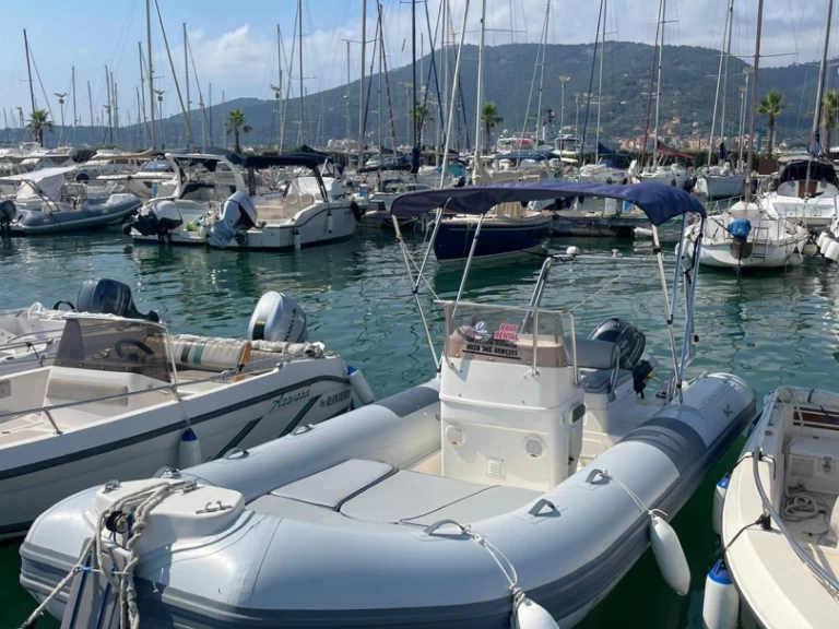 Wynajem łodzi Lomac Lomac 500 w La Spezia na SamBoat 