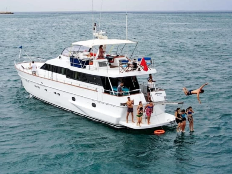 Wynajem Luksusowy jacht w Tanger-Assilah - Baglietto Baglietto 24