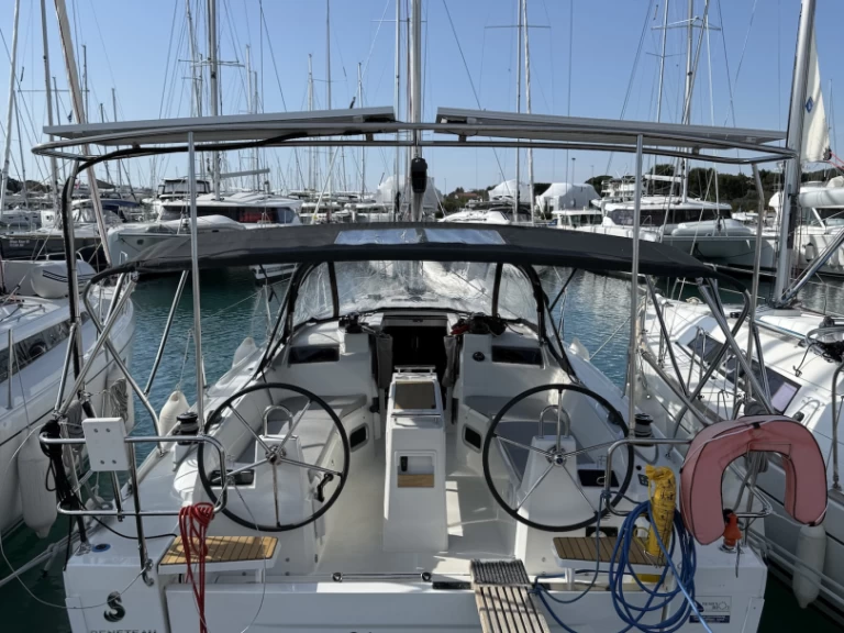 Żaglowiec do wynajmu w Sukosan w najlepszej cenie