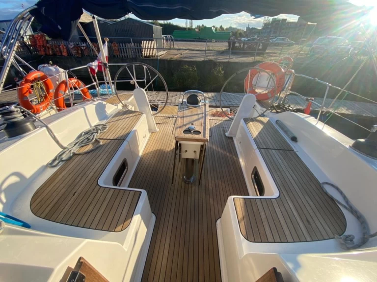 Wynajmij Żaglowiec z lub bez skippera Bavaria w Sztokholm