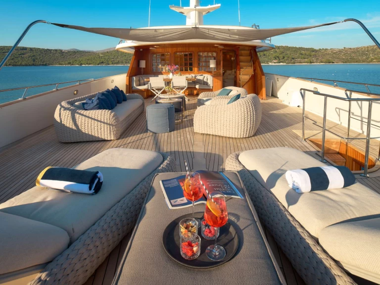 Benetti TO je TO między profesjonalistami a osobami prywatnymi w Trogir