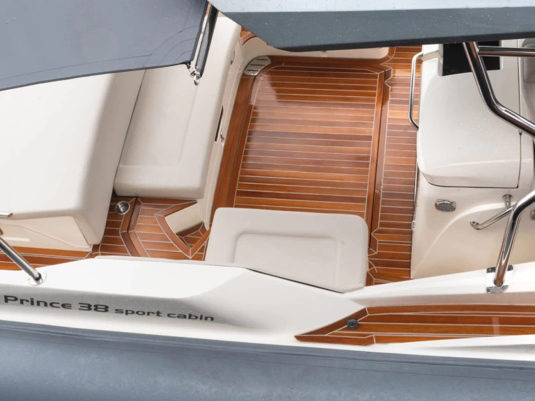 Nuova Jolly Prince 38 Sport Cabin między profesjonalistami a osobami prywatnymi w Corralejo