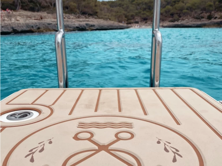 Katamaran do wynajmu w Cala d'Or w najlepszej cenie