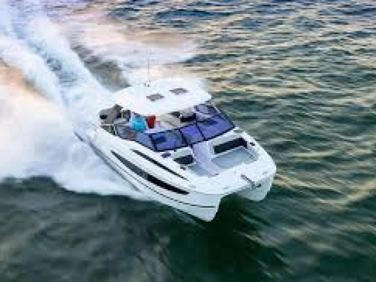 Wynajmij Aquila Aquila 32 Sport w Cala d'Or