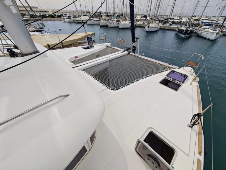 Wynajmij Katamaran z lub bez skippera Lagoon w Sukosan