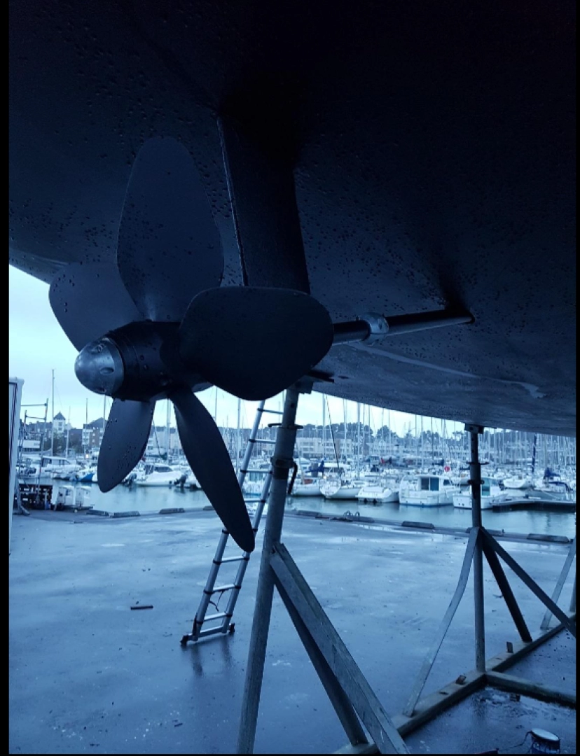 Wynajem łodzi Saint-Brieuc tanio Feeling 546