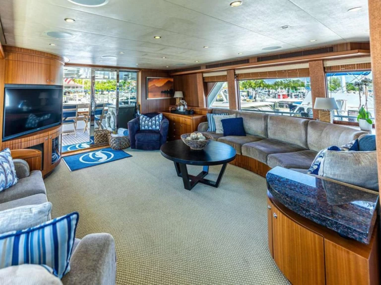 Wynajem łodzi Stuart tanio JUS CHILL'N'