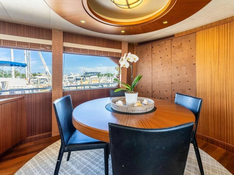 Wynajmij Luksusowy jacht z lub bez skippera CHEOY LEE w Stuart